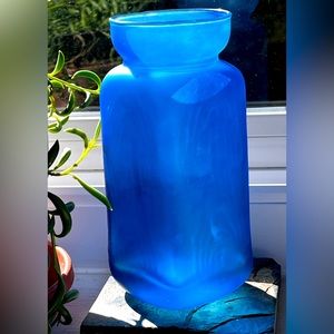 Hand blown glass azure blue hyacinth vase 6” ht stunning color exc condition